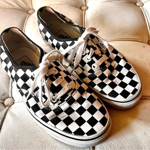 Vans Shoes - Vans Black and White Checkered Sneakers sz 7.5 great condition